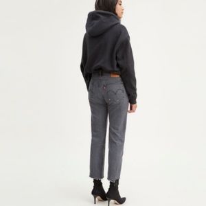 LEVI’S Wedgie Straight Jeans in Smoke Gray, Distressed and Raw Hem, Size 27